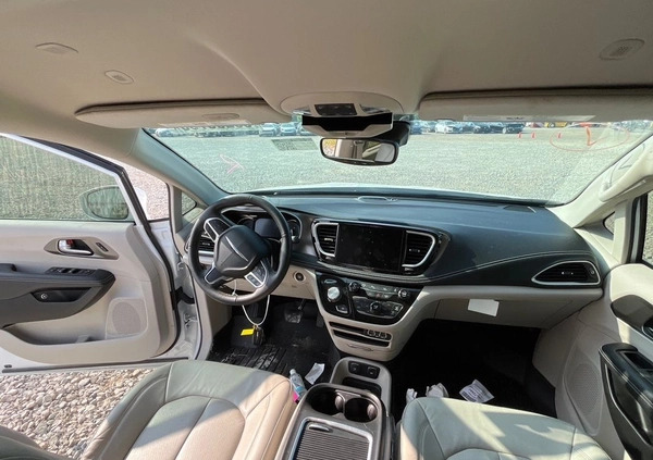 Chrysler Pacifica cena 89000 przebieg: 33000, rok produkcji 2021 z Ostróda małe 172